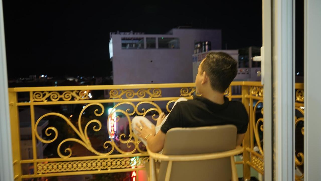 Khách Sạn Sao Việt Quy Nhon Esterno foto